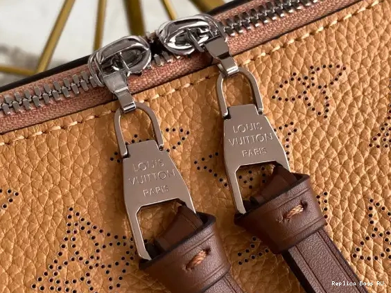Cheap HOBO BEAUBOURG MM LOUIS VUITTON 0520